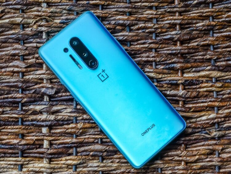 Oneplus 8 series officially launched in India, sold out within minutes during launch sale