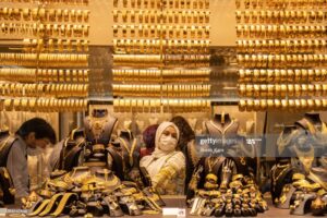 Gold demands plunge to lowest on record