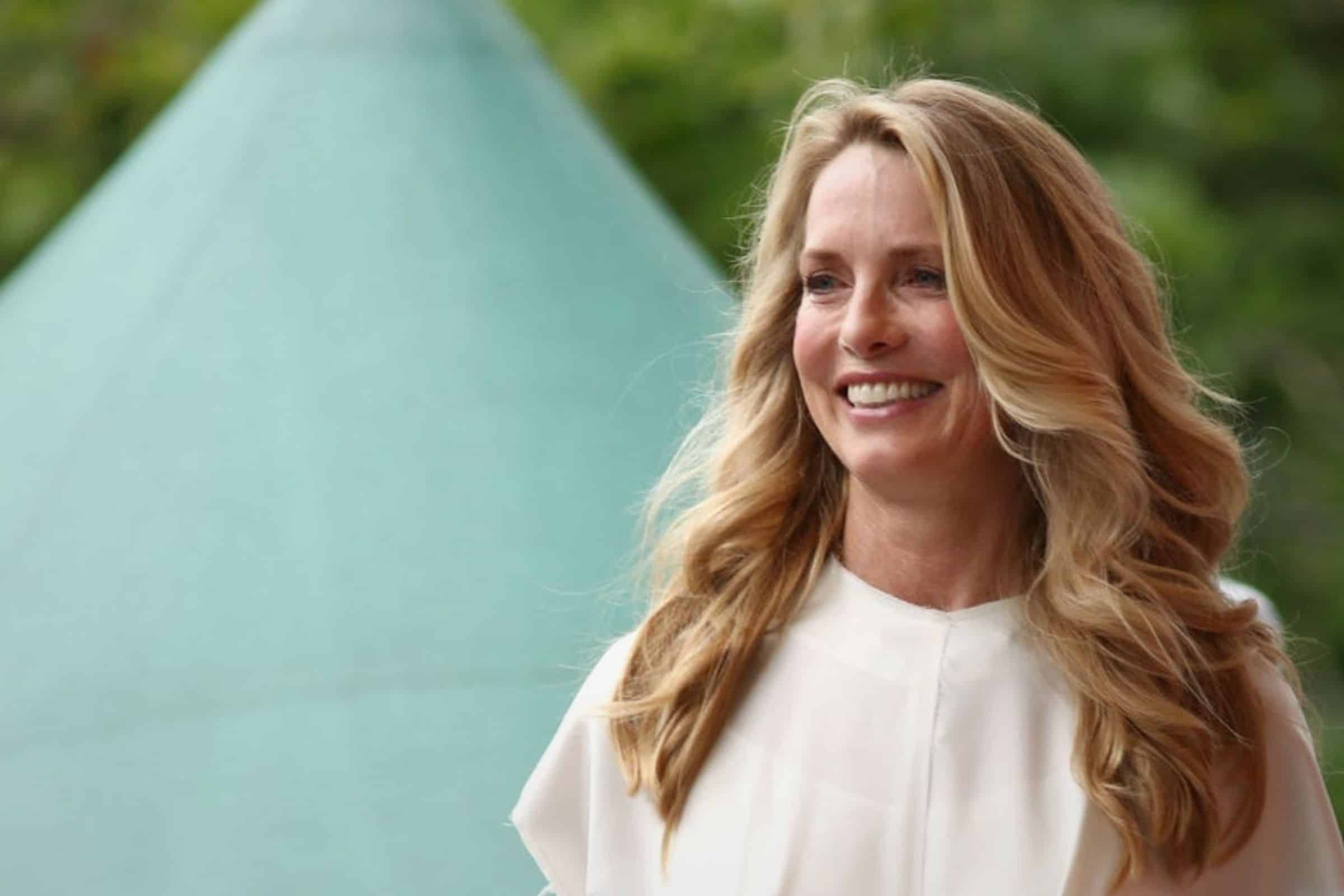 The Richest Woman In The World - Laurene Powell Jobs