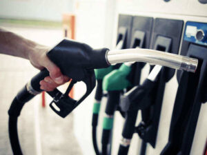 Petrol-Diesel price hike: Big B, Akshay Kumar, Anupam Kher and other celebs trolled over social media for old tweets