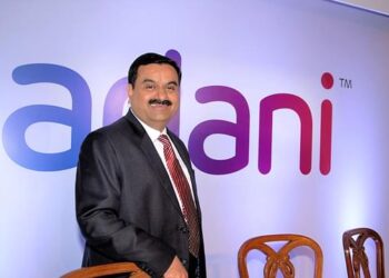 The Stock Of Adani Groups Plummeted As NSDL Sealed The Accounts Of 3 Key Foreign Investors