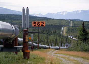 Trans-Alaska Pipeline In Alaska Threatened By Thawing Permafrost And Risks Oil Spills