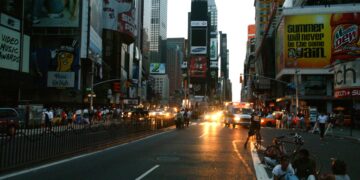 New York city urges people to limit power usage to avoid power shortages in these extreme heat scenarios.