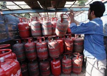 LPG Prices Have Increased By Rs 240 In The Last 7 Months, Can Indians Sustain The Burden Of Ever-Rising LPG Cylinder Prices ?