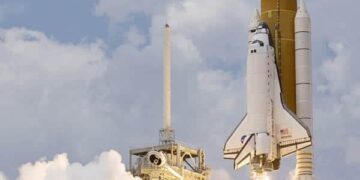 With space tourism taking its first step, the industry gets conflicted over its impact on the environment.