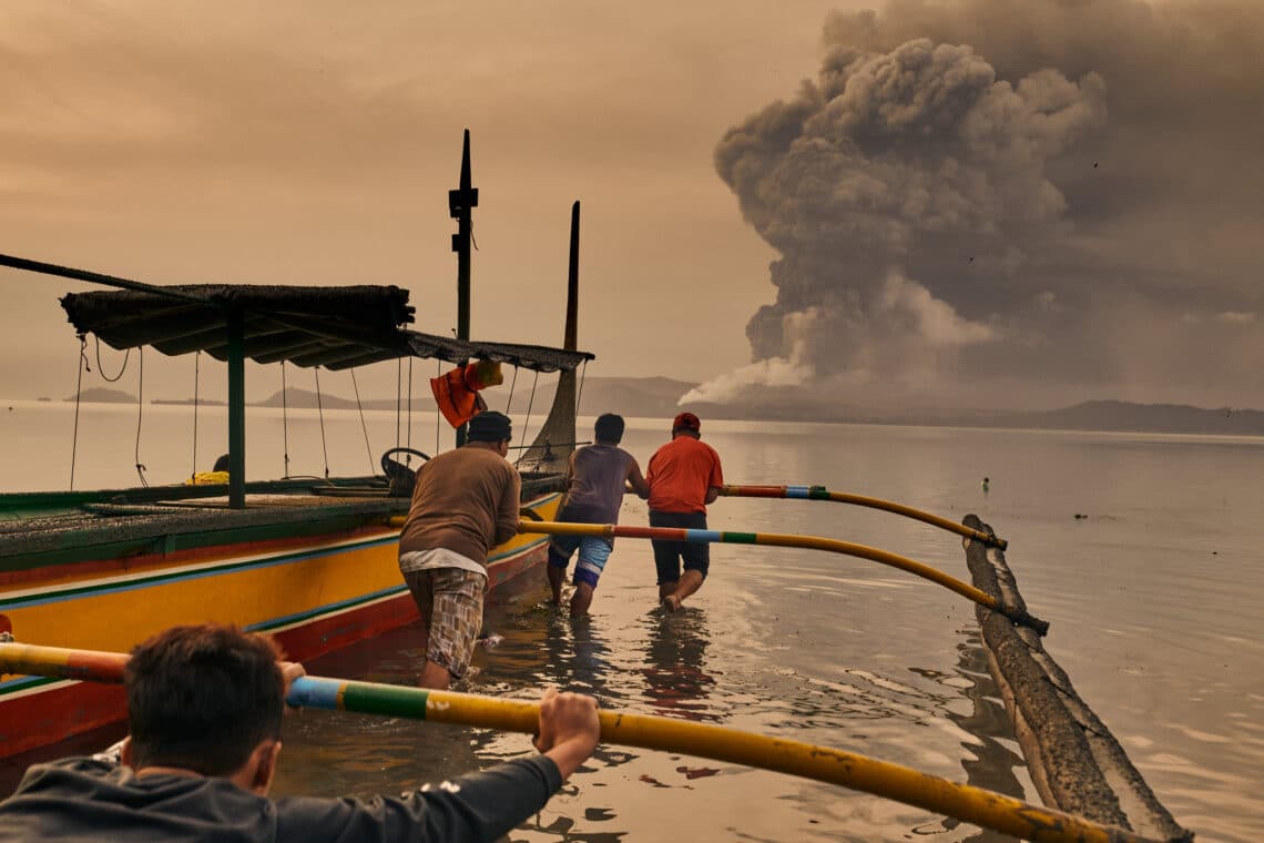 The Philippines Fear Another Eruption Of The Taal Volcano Thousands Of People Evacuated — The 5230