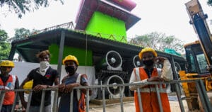India’s first smog tower in Delhi shows no evidence of any long term benefit in tackling the climate crisis