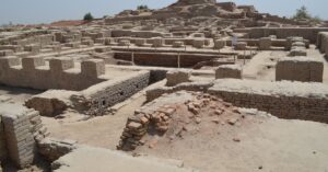 Dravidians and the Harappan Civilization, Do they have a connection?