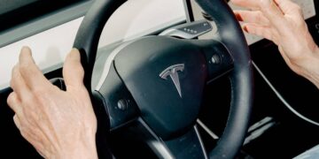 FSD or ‘FULL SELF DRIVING’ offered by Tesla, is it reliable?