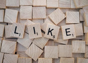 Pseudo Shayari and the era of Influencers