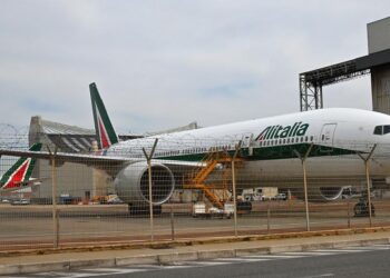 Alitalia, an Italian flag carrier airline shuts from October 15th onwards