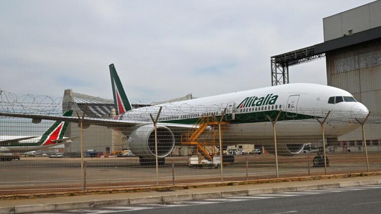 Alitalia, an Italian flag carrier airline shuts from October 15th onwards