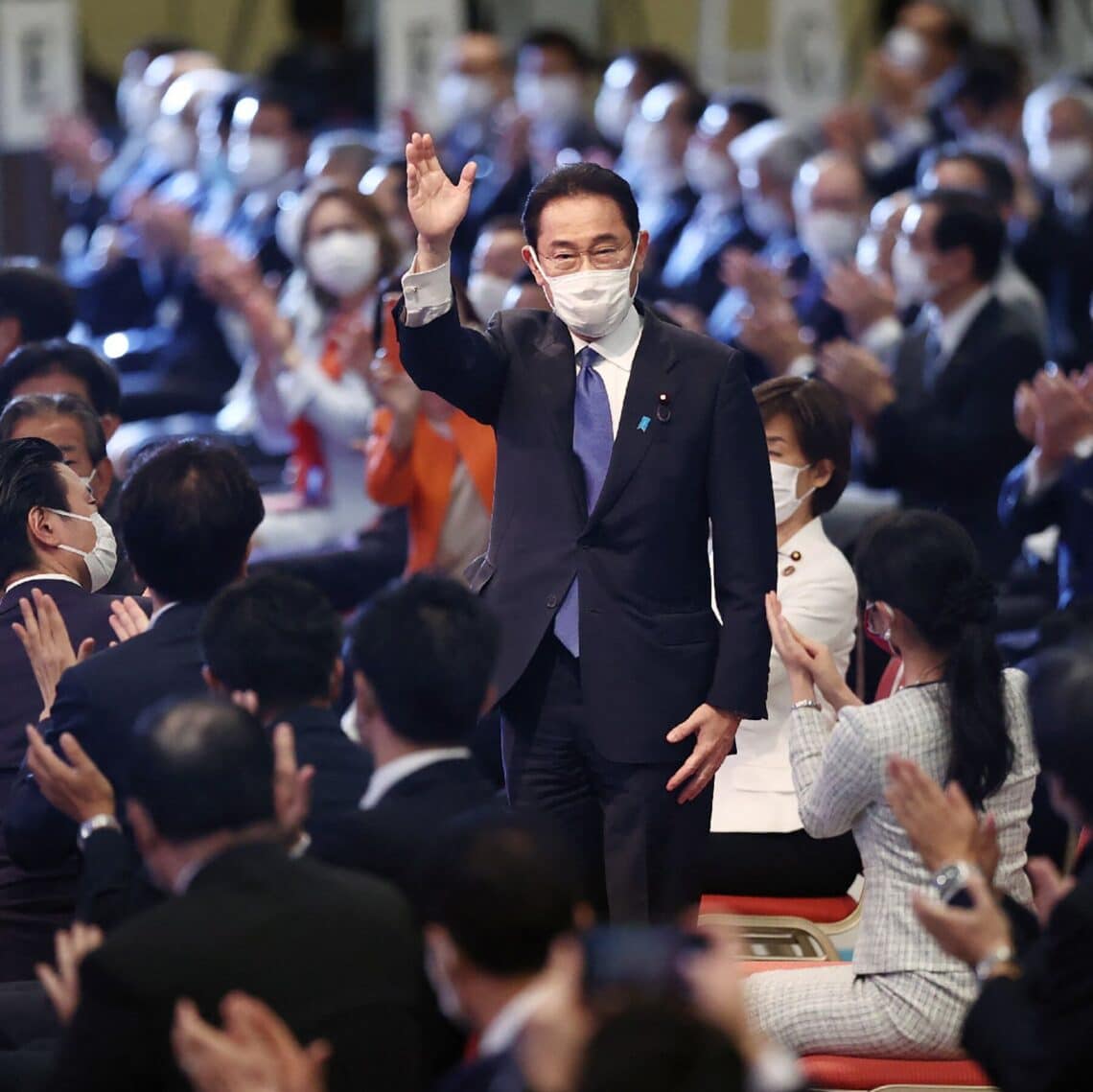 Japan gets a New PM: Fumio Kishida gains a victory and replaces Yoshihide Suga as the Prime Minister of the country Japan gets a New PM: Fumio Kishida gains a victory and replaces Yoshihide Suga as the Prime Minister of the country
