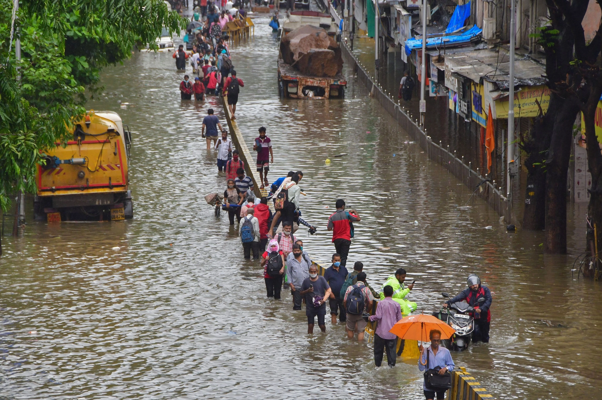 Reimagination of the city; Mumbai’s Climate Adaptation Plan and the impact of water: An account of Nikhil Anand