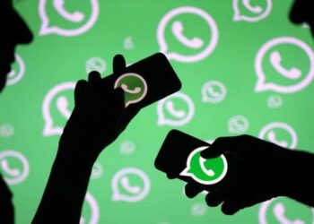 WhatsApp Chat leaks “Casual Banter” for Arnab, “Prima Facie evidence” for Aryan