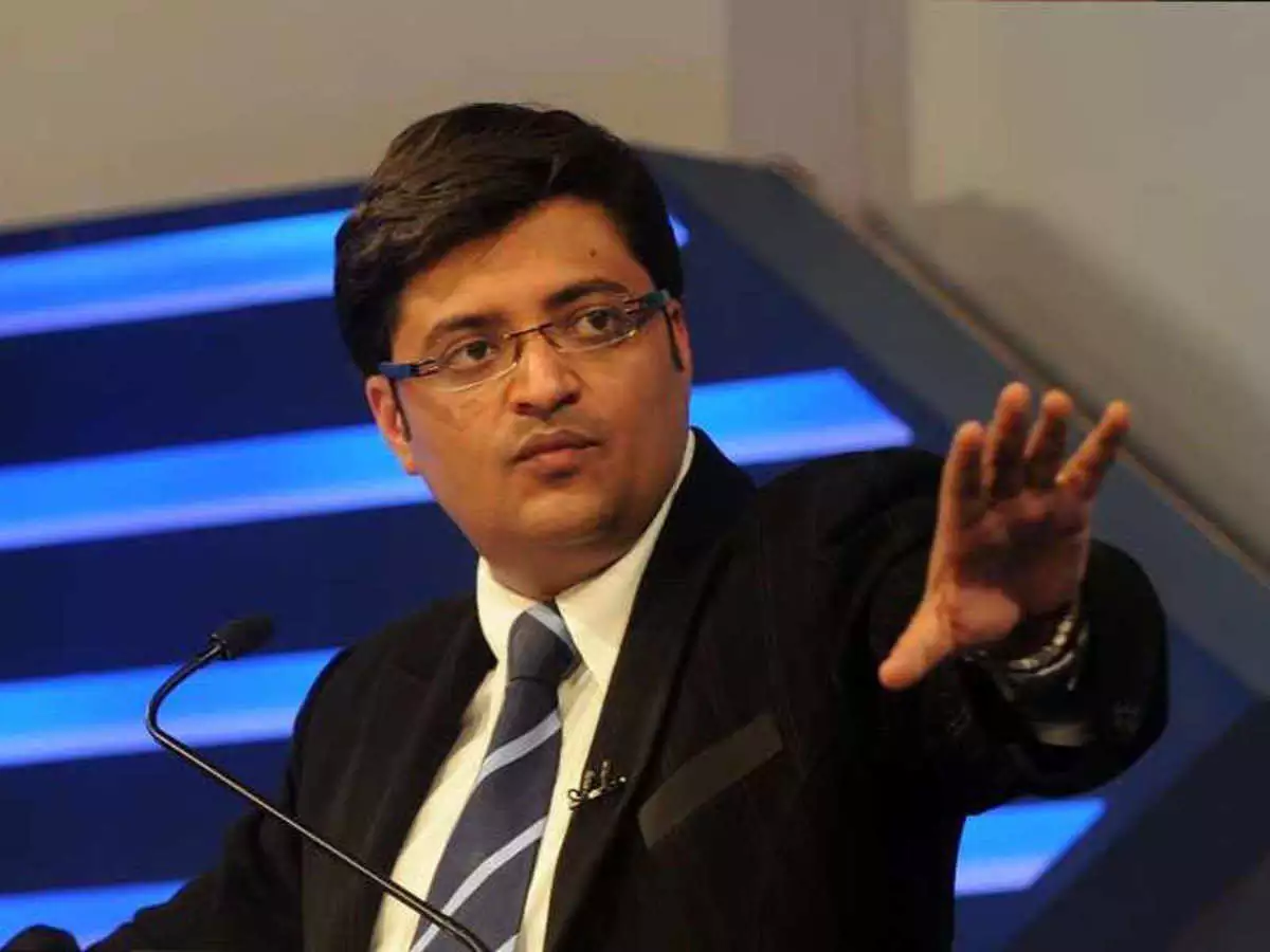 WhatsApp Chat leaks “Casual Banter” for Arnab, “Prima Facie evidence” for Aryan