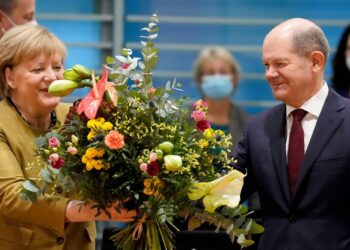 End of a political Era: a three-way federal government to rule Germany