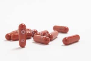 Covid-19 pills can be another important weapon after the covid-19 vaccine to deal with covid-19 at present and in the future.