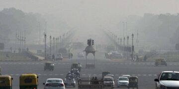 A Mild shift in Delhi's air quality index that turns severe to very poor.