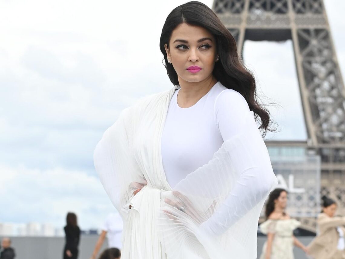 Aishwarya Rai Bachchan: The versatile actress who made her mark in Bollywood with her talent and consistency.