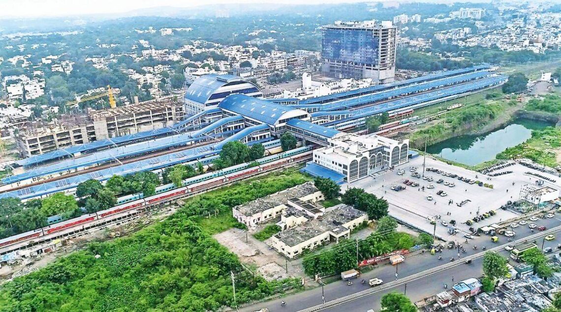 The renaming of Habibganj Railway Station is an important decision that will be a big step in erasing the legacy of Muslim rulers from Bhopal.
