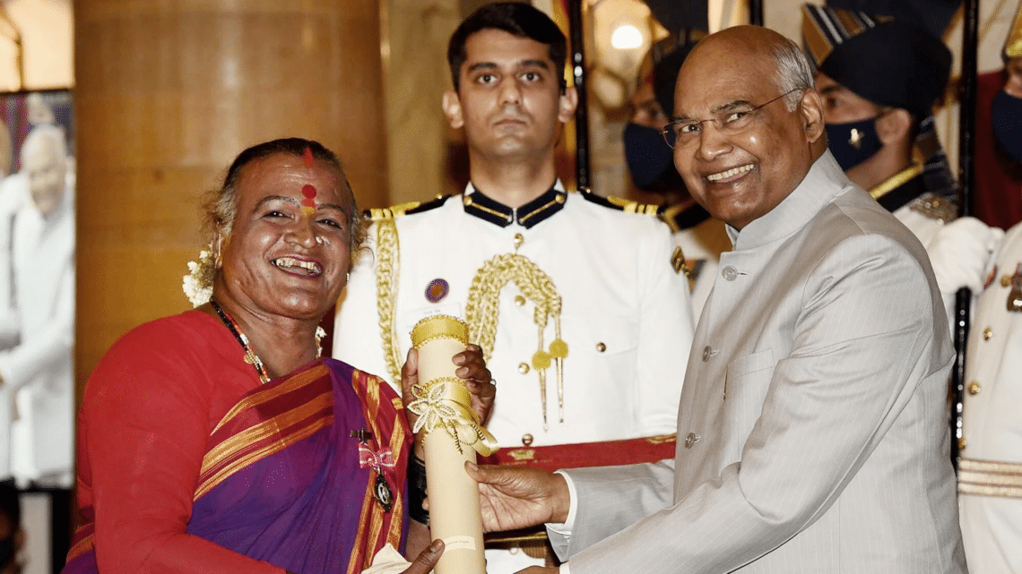 Manjamma Jogati: The Transgender folk artist who went on to become the Padma Shri Awardee.