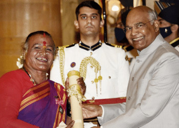 Manjamma Jogati: The Transgender folk artist who went on to become the Padma Shri Awardee.