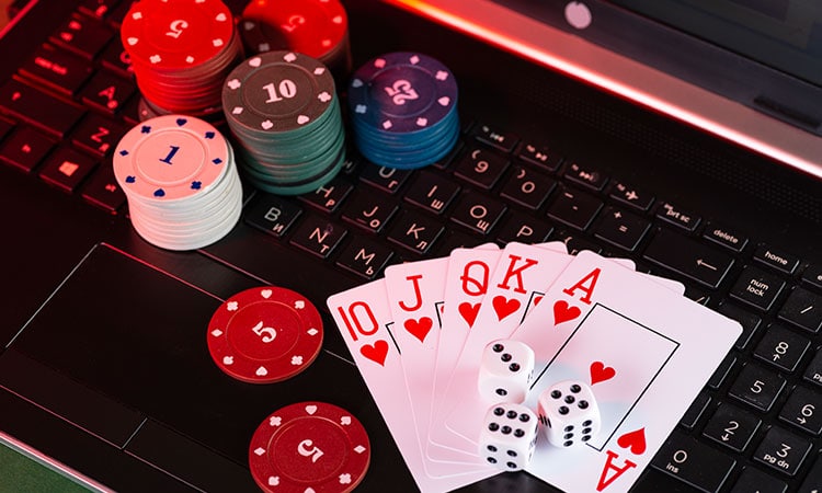 Online Gambling in a Casino - Wat Pa Tam Wua