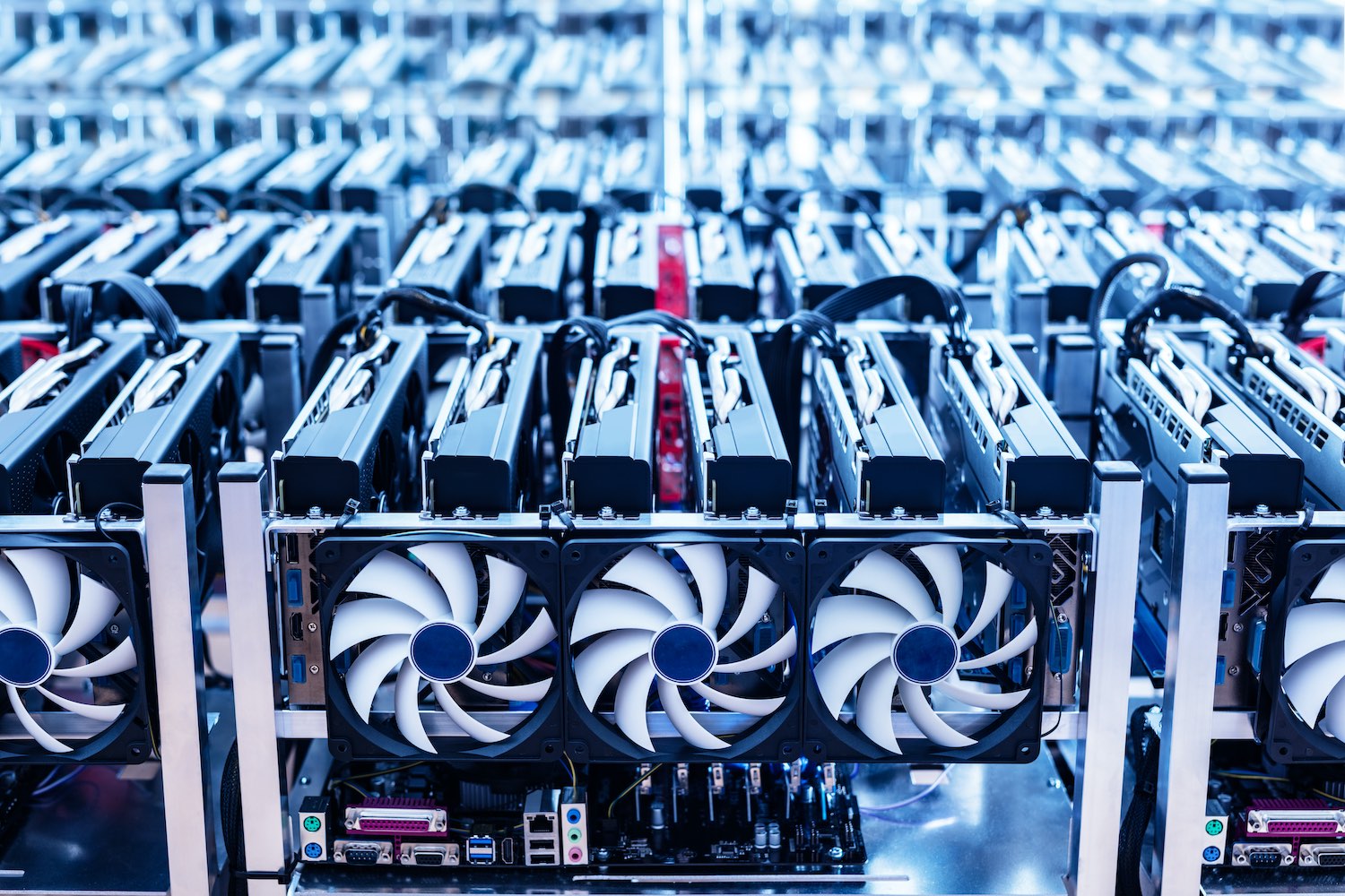 A Complete Guide on Bitcoin Mining & Bitcoin Miner