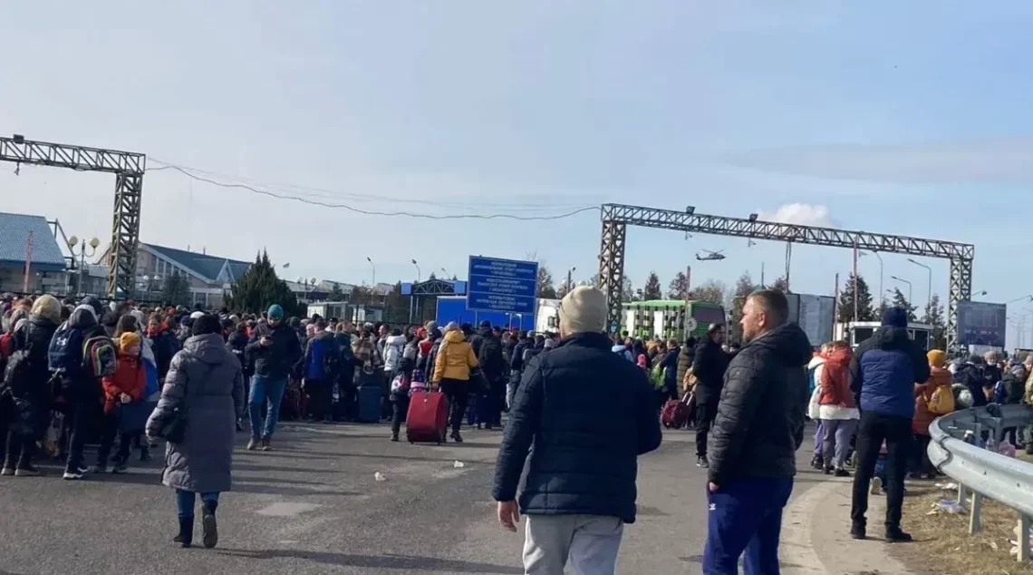 Ukraine: Indian Students dependent on the advisory, stranded at the borders