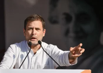 History has not been kind towards leaders who have treated India as a kingdom