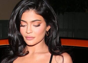 Kylie Jenner Net Worth- Lifestyle, Career, Unknown Facts, Quotes