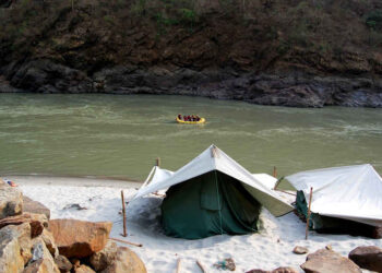 Rishikesh: Pure Waves of Holy Ganges