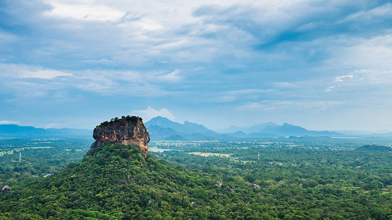 5 reasons why Sri Lanka has to be on your travel bucket list in 2022