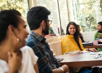 Best 5 College For Bachelors In Economics In India