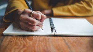 How to write a critical analysis essay