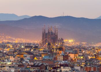 5 Best Places to Visit in Barcelona