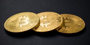 Is Bitcoin a potential global currency?