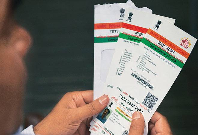 Why has centre withdrawn its recent advisory on sharing Aadhaar as a proof document?