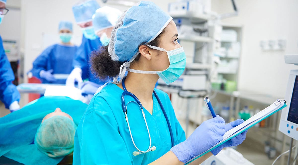 Top 10 Challenges Faced By Healthcare Workers