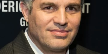 Mark Ruffalo Net Worth – Early Life, Salary Insights, Real Estates, Awards And Honors, 5 Famous Quotes By Mark Ruffalo