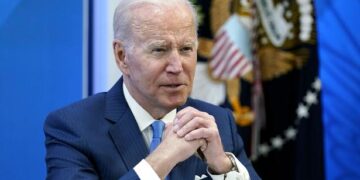 Biden announces relief for indebted U.S. university graduates