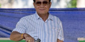 Thailand PM suspended while court mulls if he defied term limits