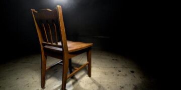 Woman lures civil engineer promising government project, tortures him in bid to extort ₹4 crore