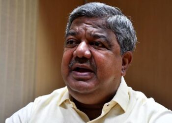 BJP leaders calls for remedial steps to free lakes, tanks of encroachments