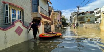 Bengaluru rains live | Flooded roads and homes leave citizens adrift