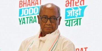 Congress president polls | Digvijaya Singh collects nomination papers