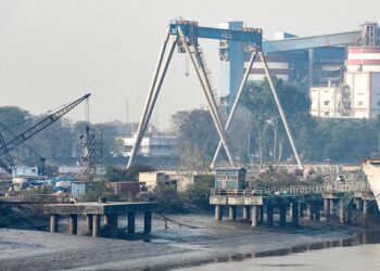 ED attaches assets worth ₹2,747.69 crore in ABG Shipyard case