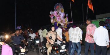 Kurnool SP oversees Ganesh immersion