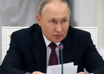 Putin blasts U.S. attempts to preserve global domination
